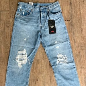 Levi’s 501 Original Cropped Ripped Women’s Jeans
